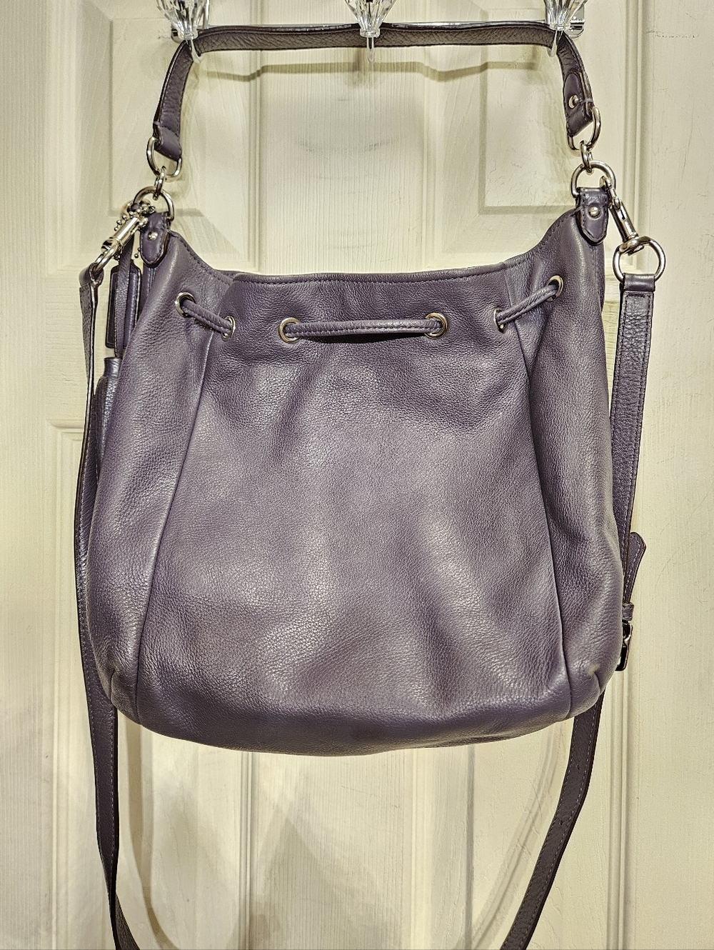 Coach Avery grey purple leather drawstring bucket hobo crossbody handbag purse - Picture 8 of 13